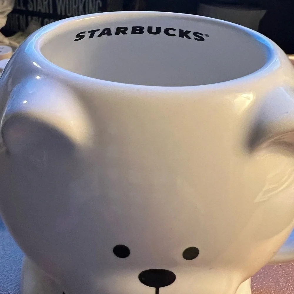 Starbucks White Red Green Ceramic Bearista Limited Edition Collector’s Mug::NEW
